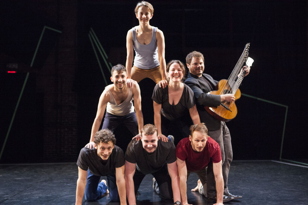 websized 2014 05 almanacdancecircus communitas bykateraines 7